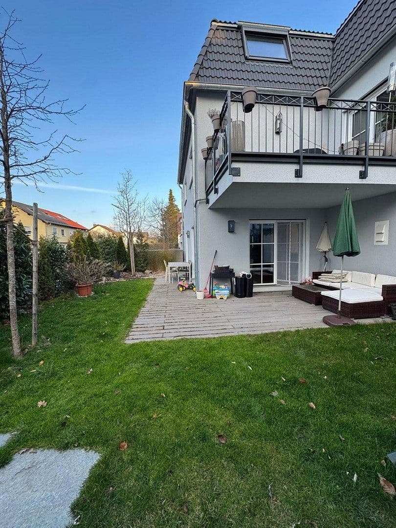 Pronájem bytu 2+1 79 m², Karwinskistr., 61, München, Bavorsko Pronájem bytu 2+1 79 m², Karwinskistr., 61, München, Bavorsko