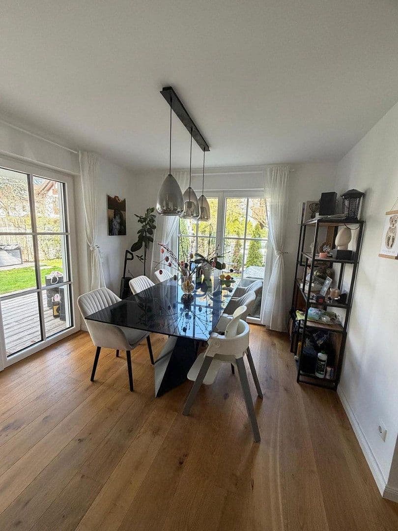 Pronájem bytu 2+1 79 m², Karwinskistr., 61, München, Bavorsko Pronájem bytu 2+1 79 m², Karwinskistr., 61, München, Bavorsko