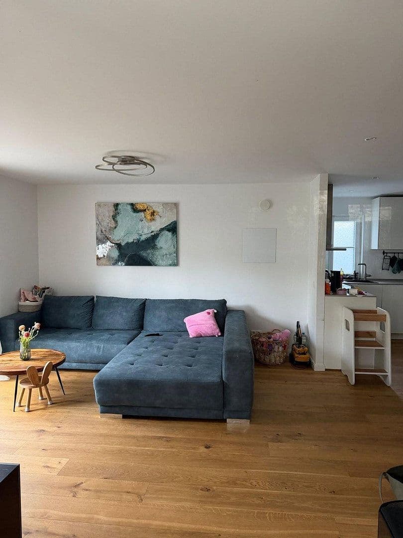 Pronájem bytu 2+1 79 m², Karwinskistr., 61, München, Bavorsko Pronájem bytu 2+1 79 m², Karwinskistr., 61, München, Bavorsko