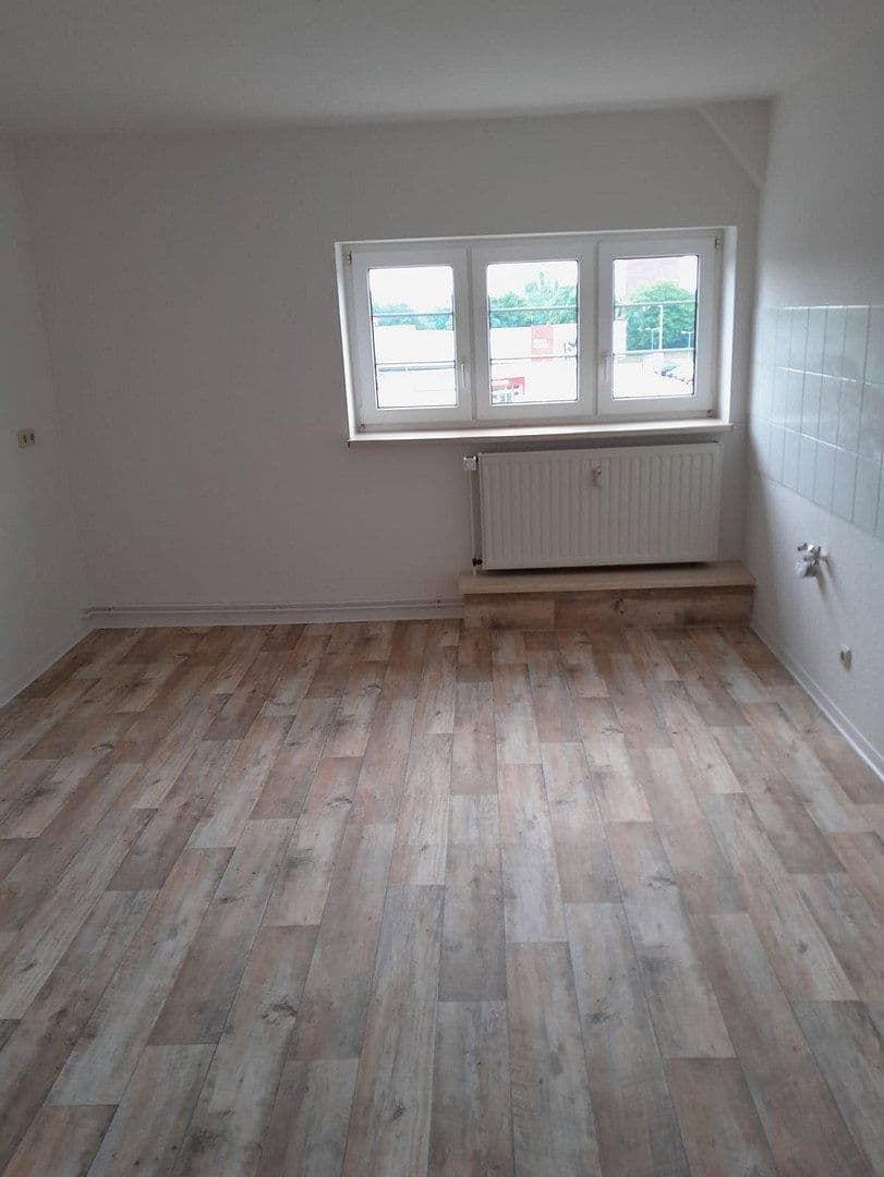 Pronájem bytu 2+1 78 m², Aschersleben, Sasko-Anhaltsko Pronájem bytu 2+1 78 m², Aschersleben, Sasko-Anhaltsko