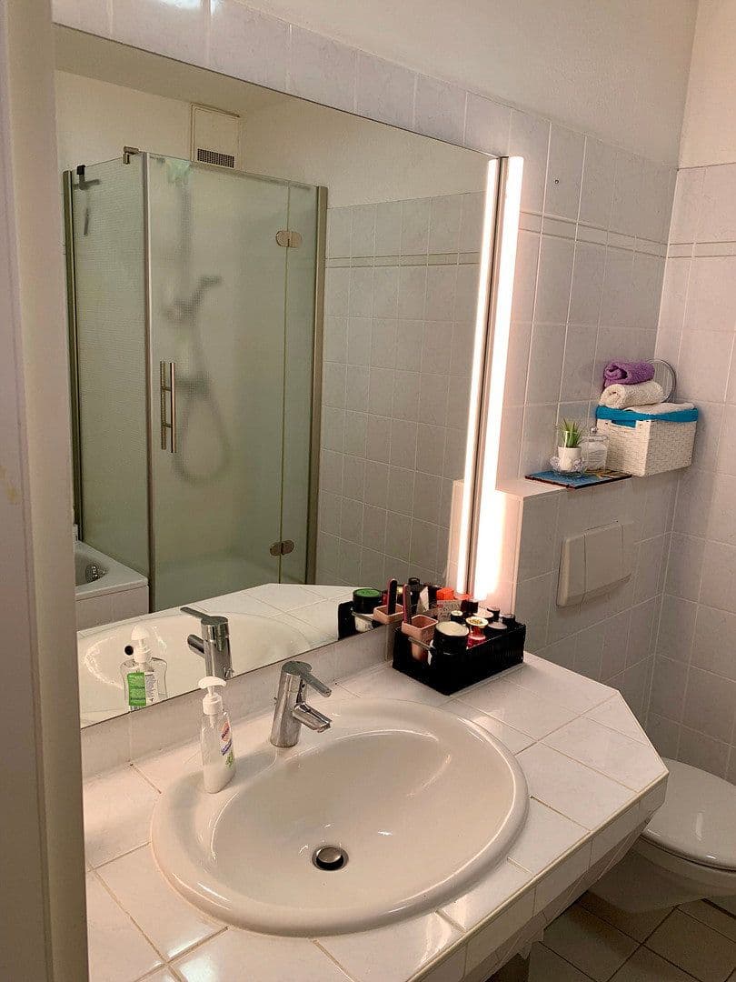 Pronájem bytu 3+1 80 m², Frankfurt, Hessen Pronájem bytu 3+1 80 m², Frankfurt, Hessen