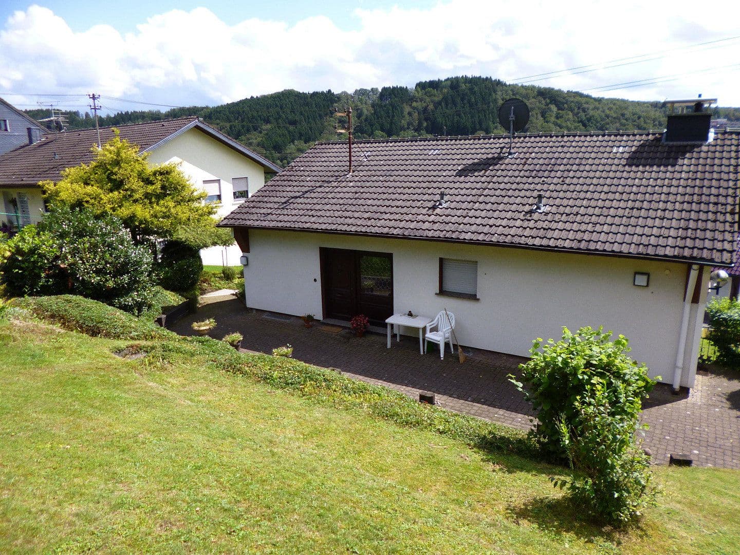 Prodej domu 146 m², pozemek 865 m², Gummersbach, Severní Porýní-Vestfálsko Prodej domu 146 m², pozemek 865 m², Gummersbach, Severní Porýní-Vestfálsko