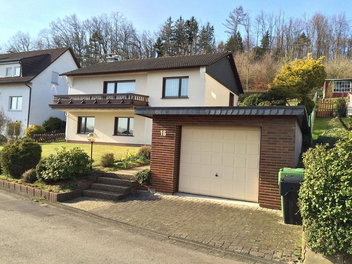 Prodej domu 146 m², pozemek 865 m², Gummersbach, Severní Porýní-Vestfálsko Prodej domu 146 m², pozemek 865 m², Gummersbach, Severní Porýní-Vestfálsko