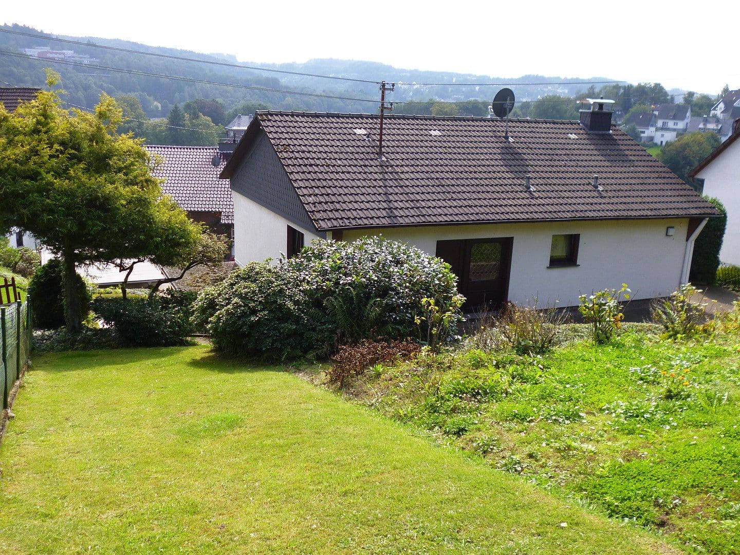 Prodej domu 146 m², pozemek 865 m², Gummersbach, Severní Porýní-Vestfálsko Prodej domu 146 m², pozemek 865 m², Gummersbach, Severní Porýní-Vestfálsko