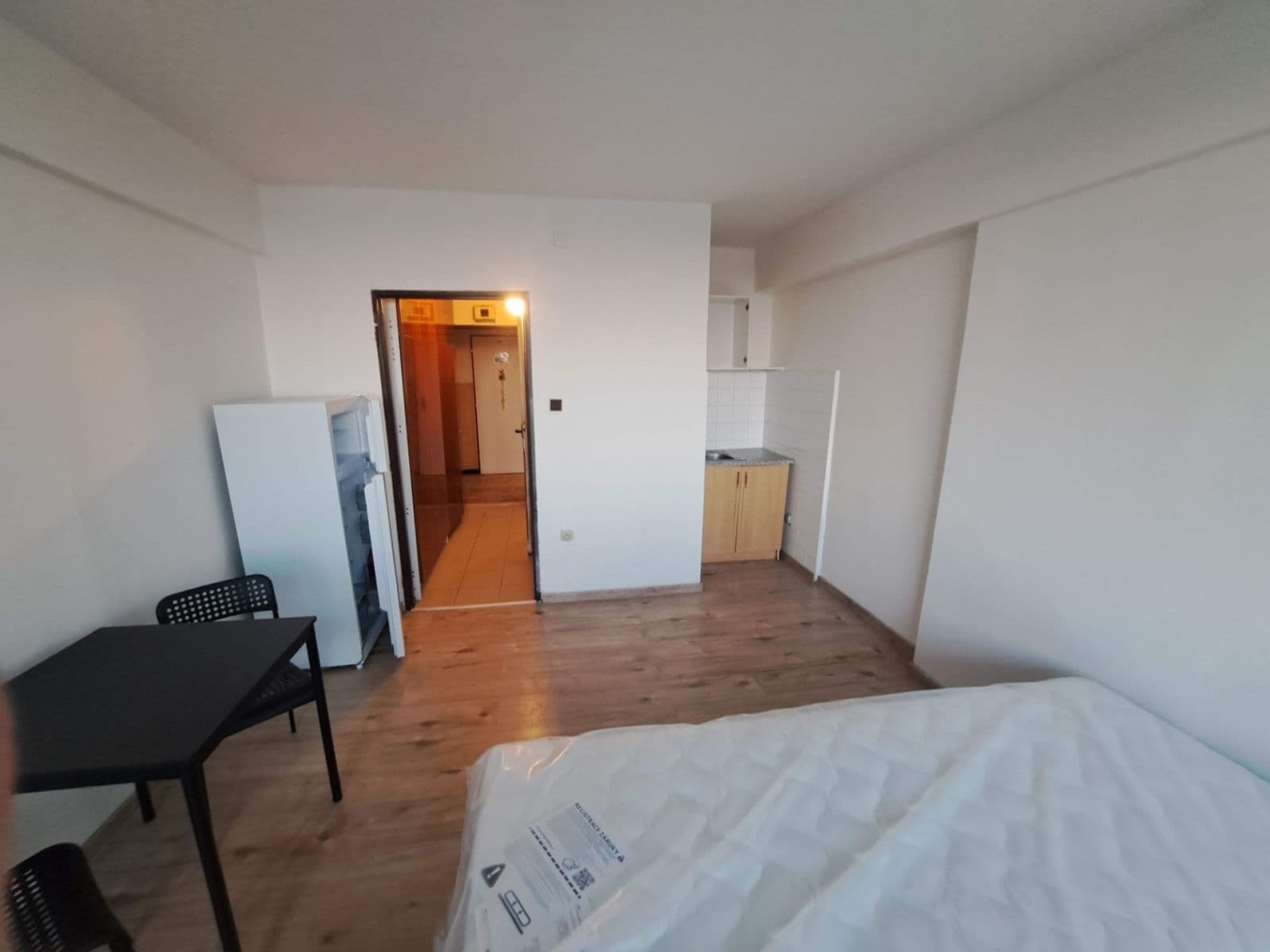 Pronájem bytu 1+kk 25 m², Vrážská, Praha, Praha Pronájem bytu 1+kk 25 m², Vrážská, Praha, Praha