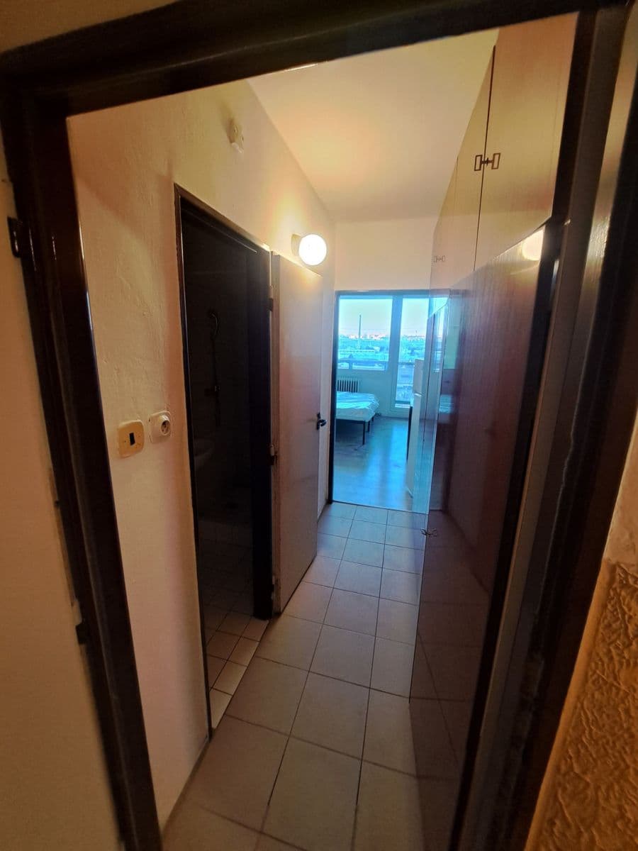 Pronájem bytu 1+kk 25 m², Vrážská, Praha, Praha Pronájem bytu 1+kk 25 m², Vrážská, Praha, Praha
