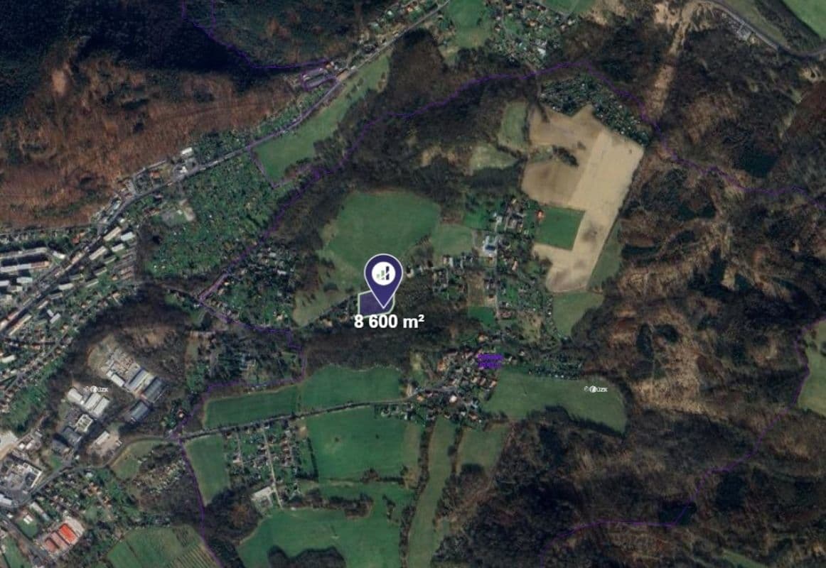 Prodej pozemku 8.600 m², Děčín, Ústecký kraj Prodej pozemku 8.600 m², Děčín, Ústecký kraj