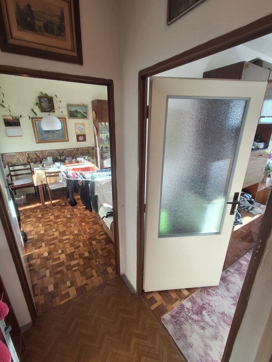 Prodej bytu 2+kk 44 m², Kurčatovova, Praha, Praha Prodej bytu 2+kk 44 m², Kurčatovova, Praha, Praha