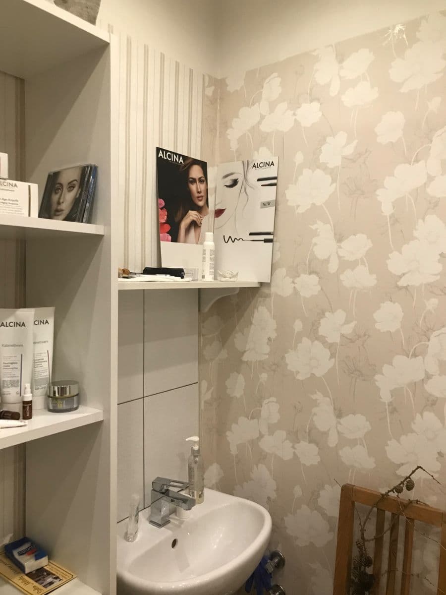 Pronájem nebytového prostoru 4 m², Hvězdova, Praha, Praha Pronájem nebytového prostoru 4 m², Hvězdova, Praha, Praha