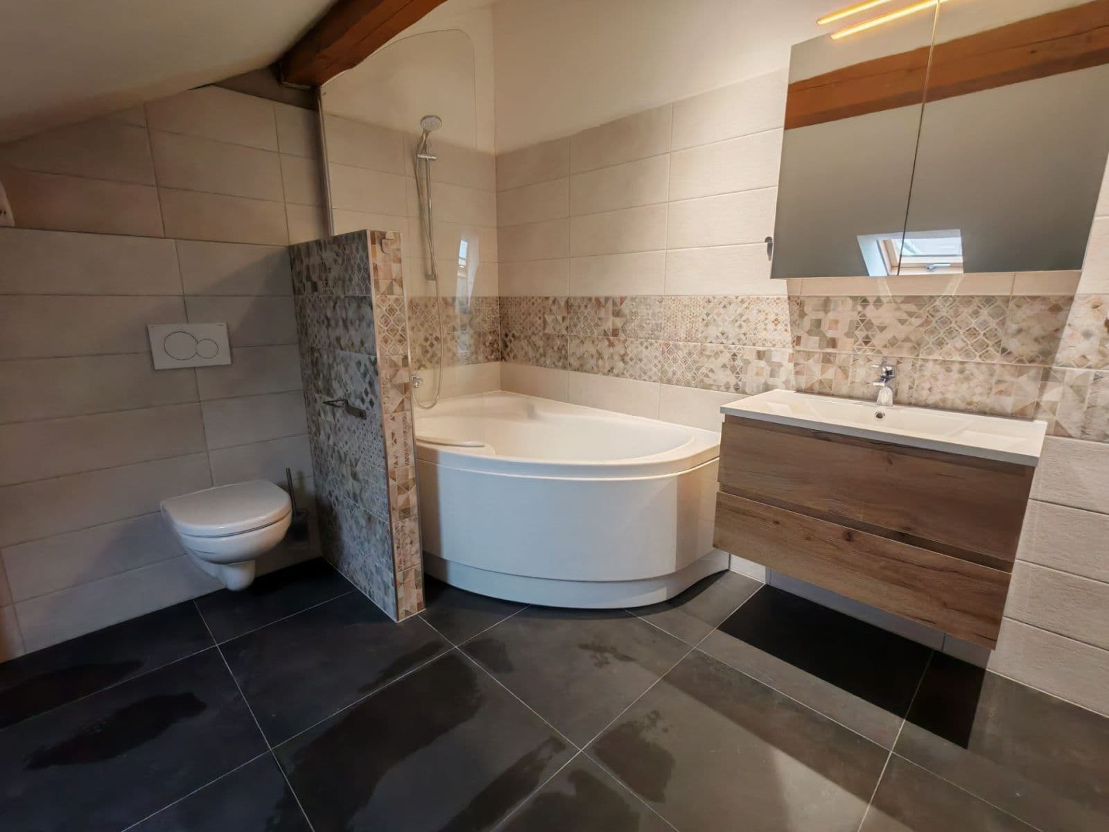 Pronájem bytu 2+kk 94 m², Navrátilova, Praha, Praha Pronájem bytu 2+kk 94 m², Navrátilova, Praha, Praha