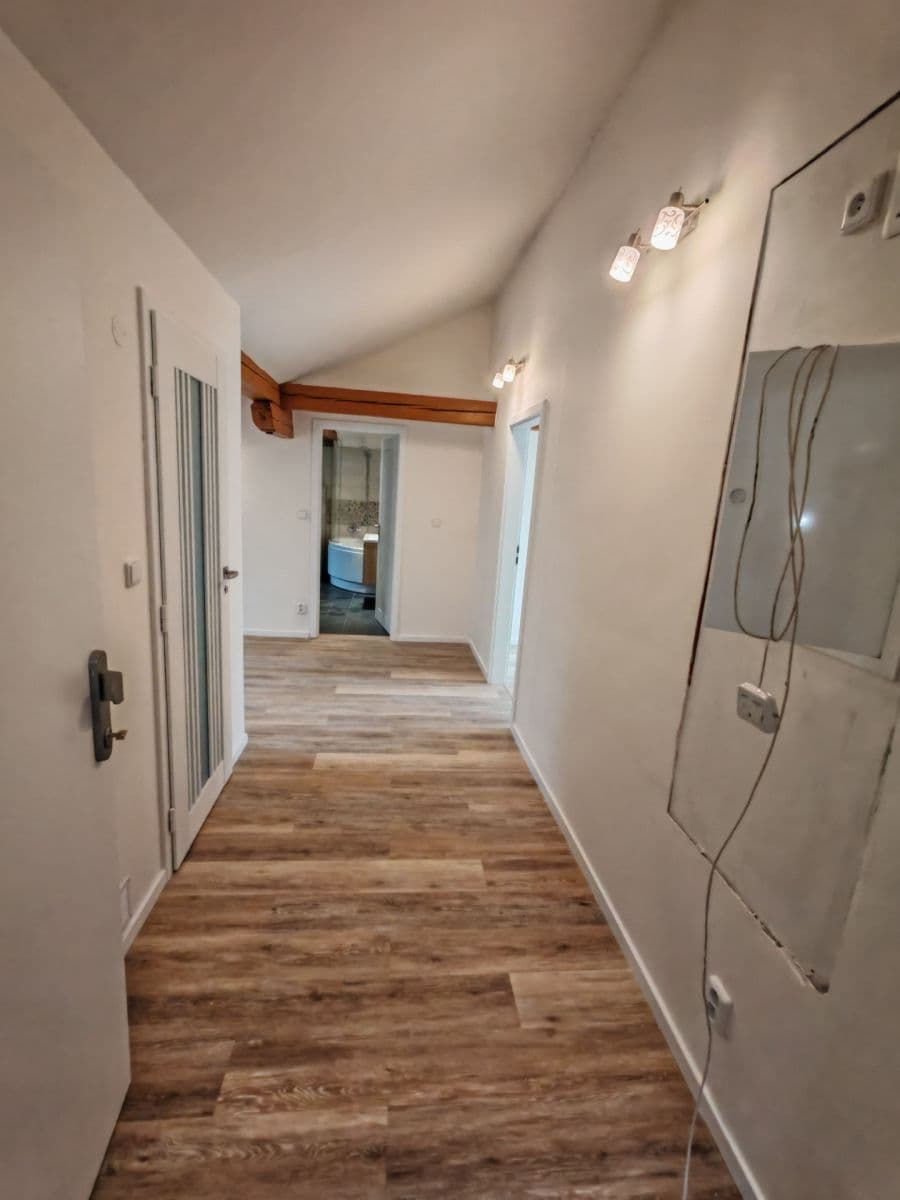 Pronájem bytu 2+kk 94 m², Navrátilova, Praha, Praha Pronájem bytu 2+kk 94 m², Navrátilova, Praha, Praha