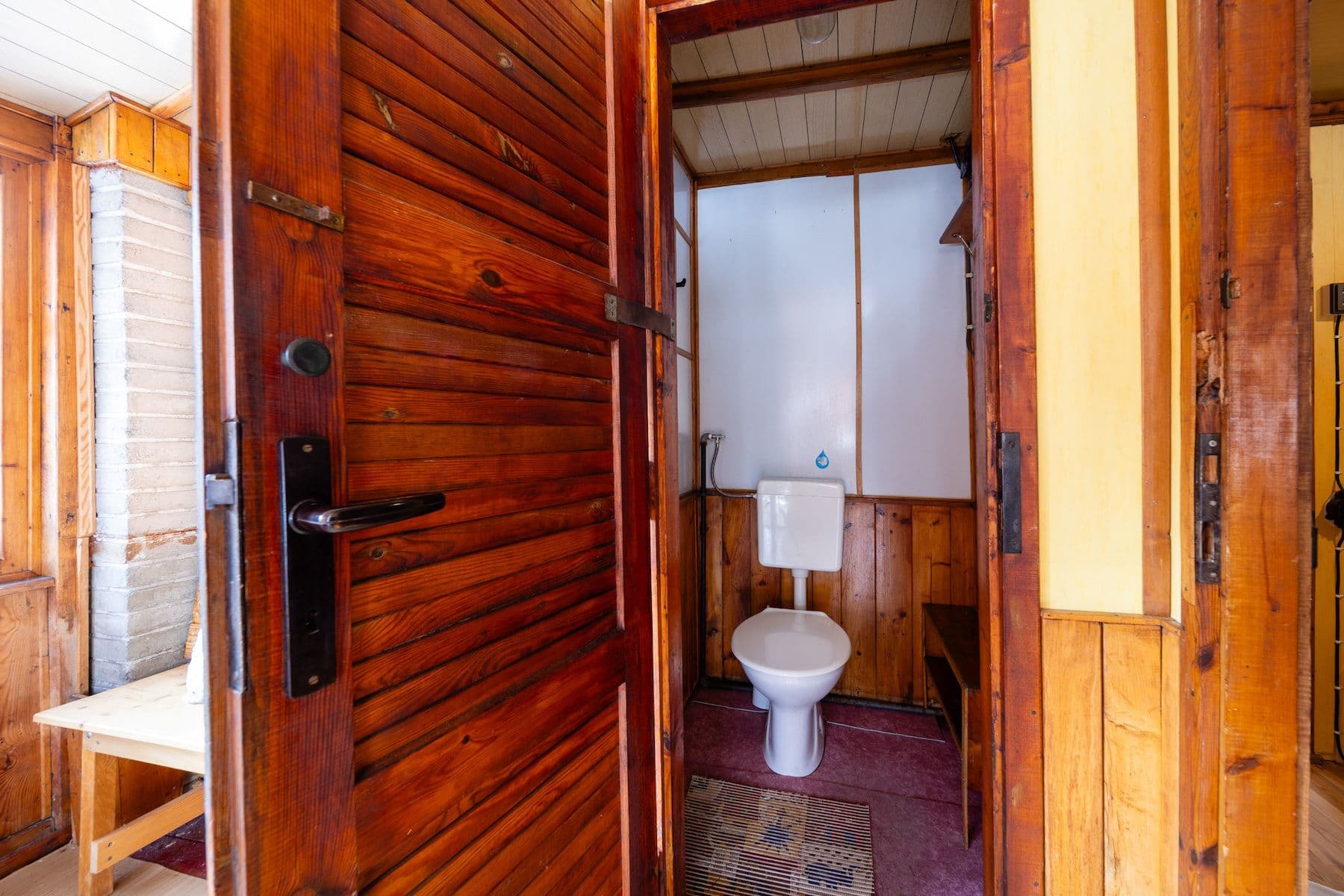 Prodej chaty, chalupy 41 m², pozemek 644 m², Orlík nad Vltavou, Jihočeský kraj Prodej chaty, chalupy 41 m², pozemek 644 m², Orlík nad Vltavou, Jihočeský kraj