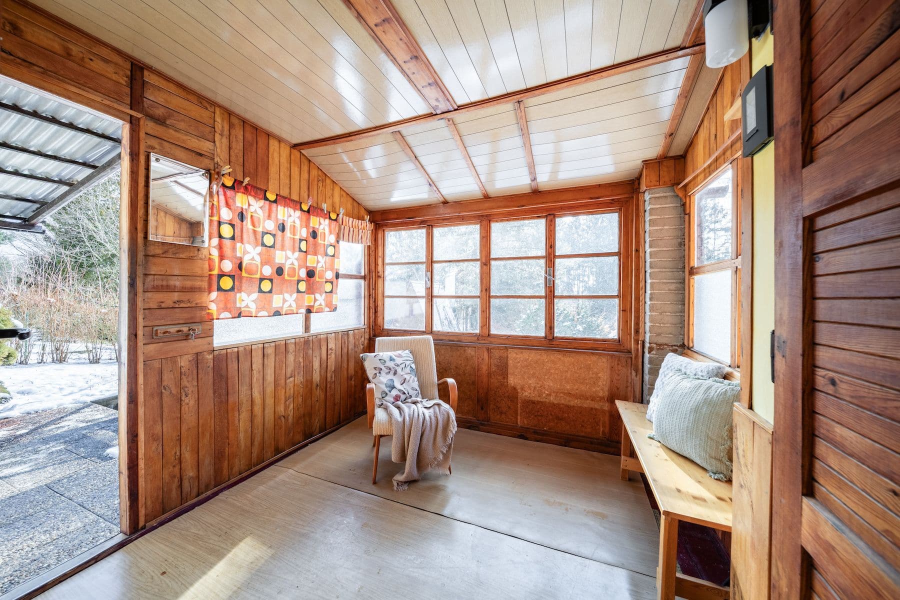 Prodej chaty, chalupy 41 m², pozemek 644 m², Orlík nad Vltavou, Jihočeský kraj Prodej chaty, chalupy 41 m², pozemek 644 m², Orlík nad Vltavou, Jihočeský kraj