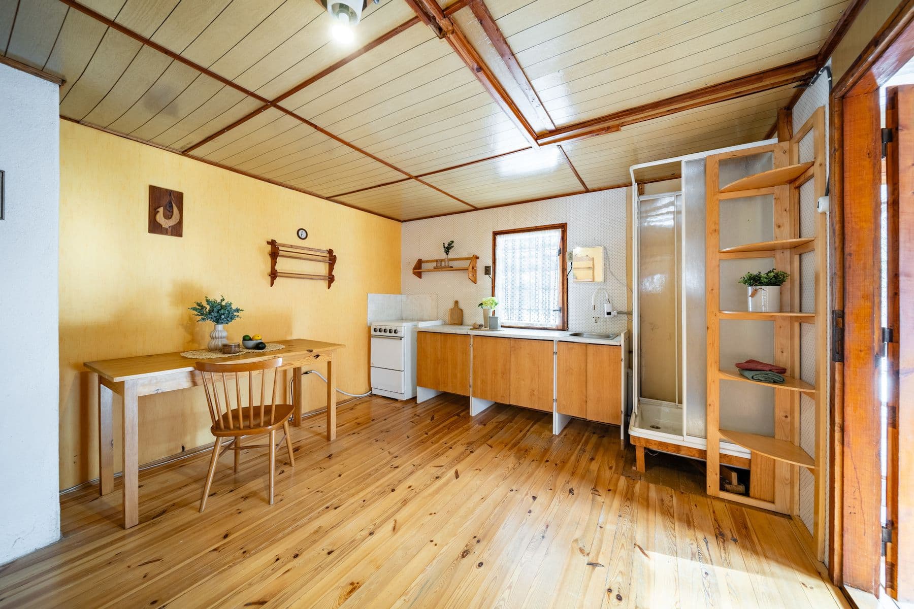 Prodej chaty, chalupy 41 m², pozemek 644 m², Orlík nad Vltavou, Jihočeský kraj Prodej chaty, chalupy 41 m², pozemek 644 m², Orlík nad Vltavou, Jihočeský kraj