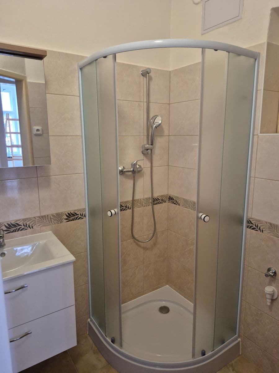 Pronájem bytu 2+kk 52 m², Jana Zajíce, Praha, Praha Pronájem bytu 2+kk 52 m², Jana Zajíce, Praha, Praha