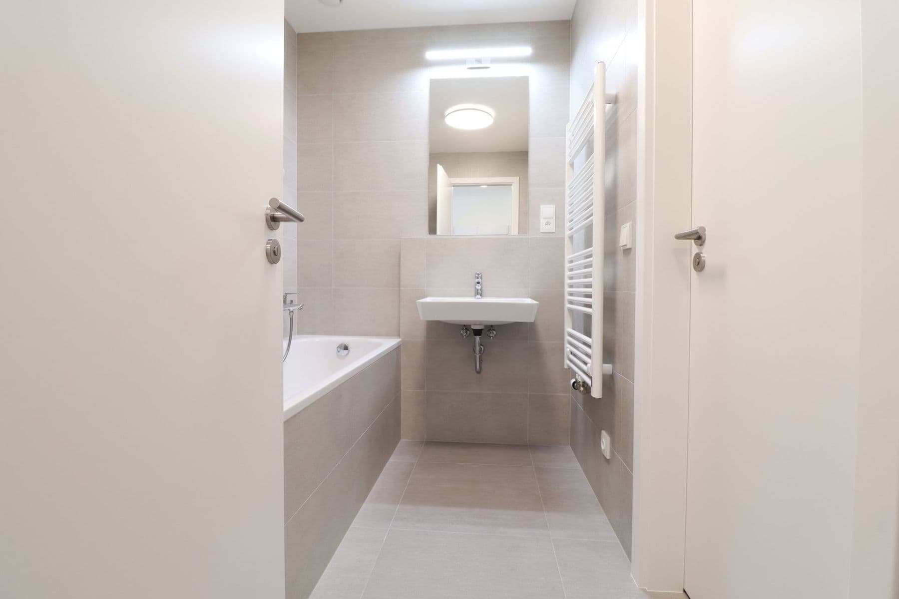 Pronájem bytu 2+kk 43 m², V háji, Praha, Praha Pronájem bytu 2+kk 43 m², V háji, Praha, Praha