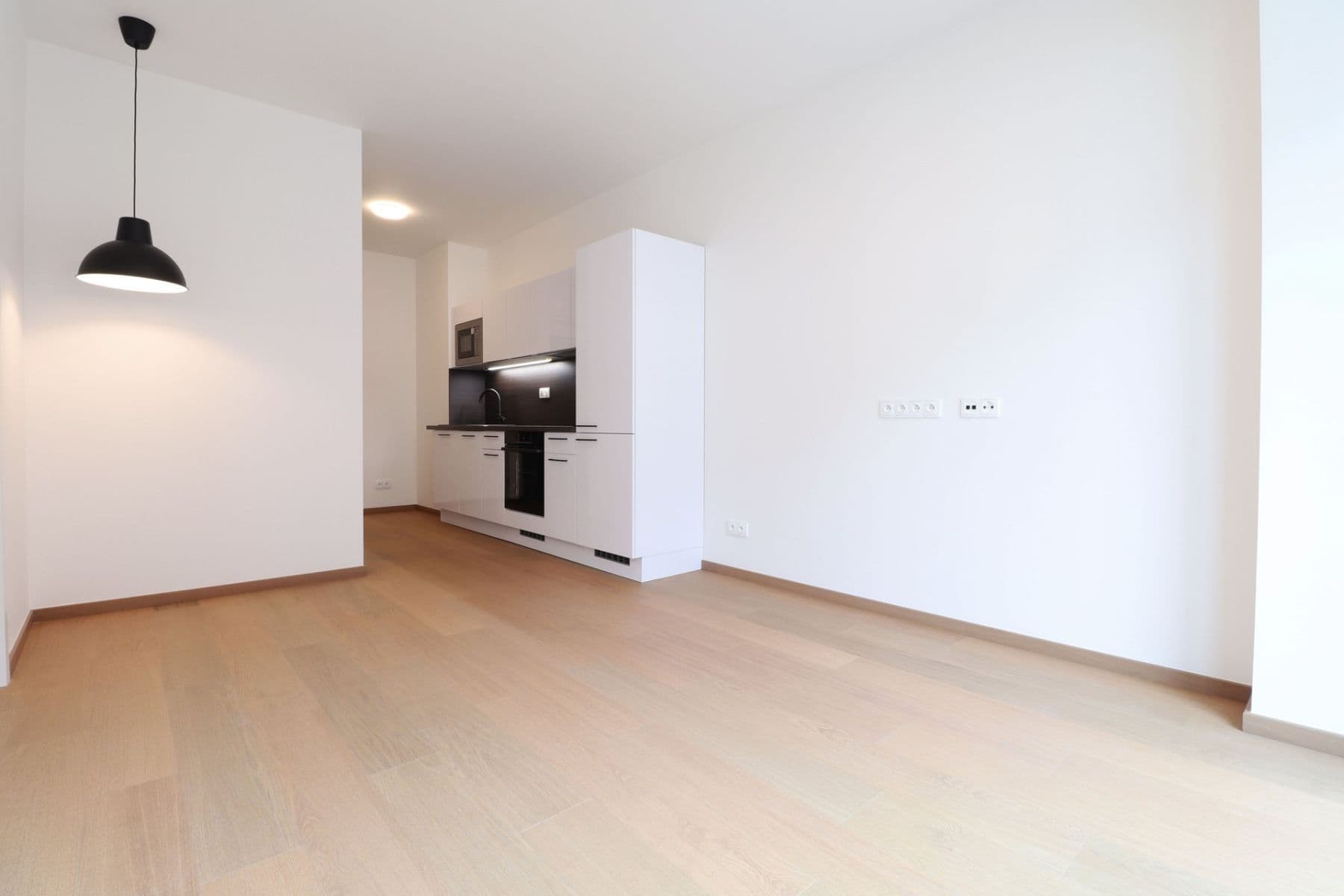 Pronájem bytu 2+kk 43 m², V háji, Praha, Praha Pronájem bytu 2+kk 43 m², V háji, Praha, Praha