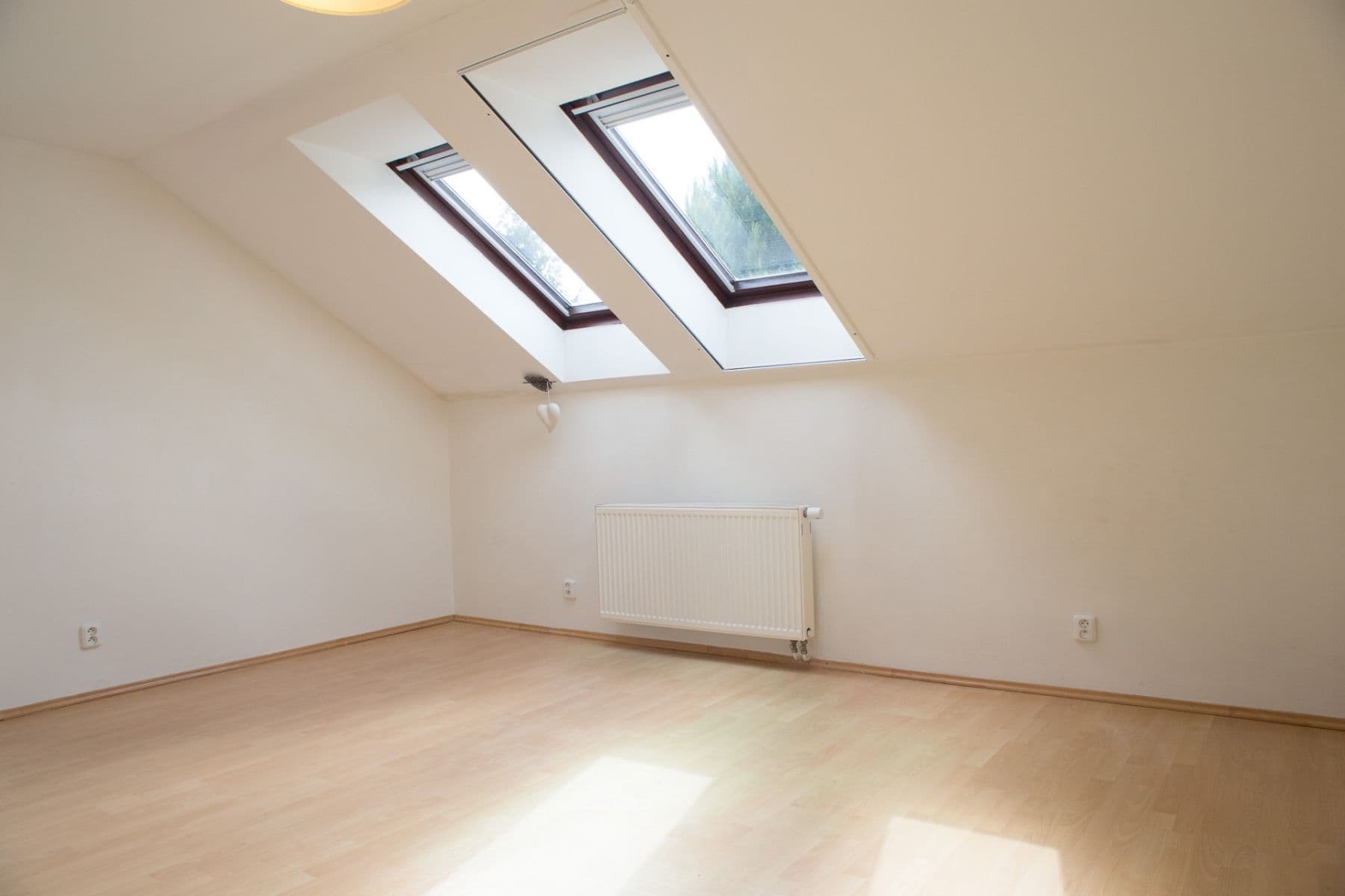 Prodej domu 240 m², pozemek 745 m², Dolní, Hradec Králové, Královéhradecký kraj Prodej domu 240 m², pozemek 745 m², Dolní, Hradec Králové, Královéhradecký kraj