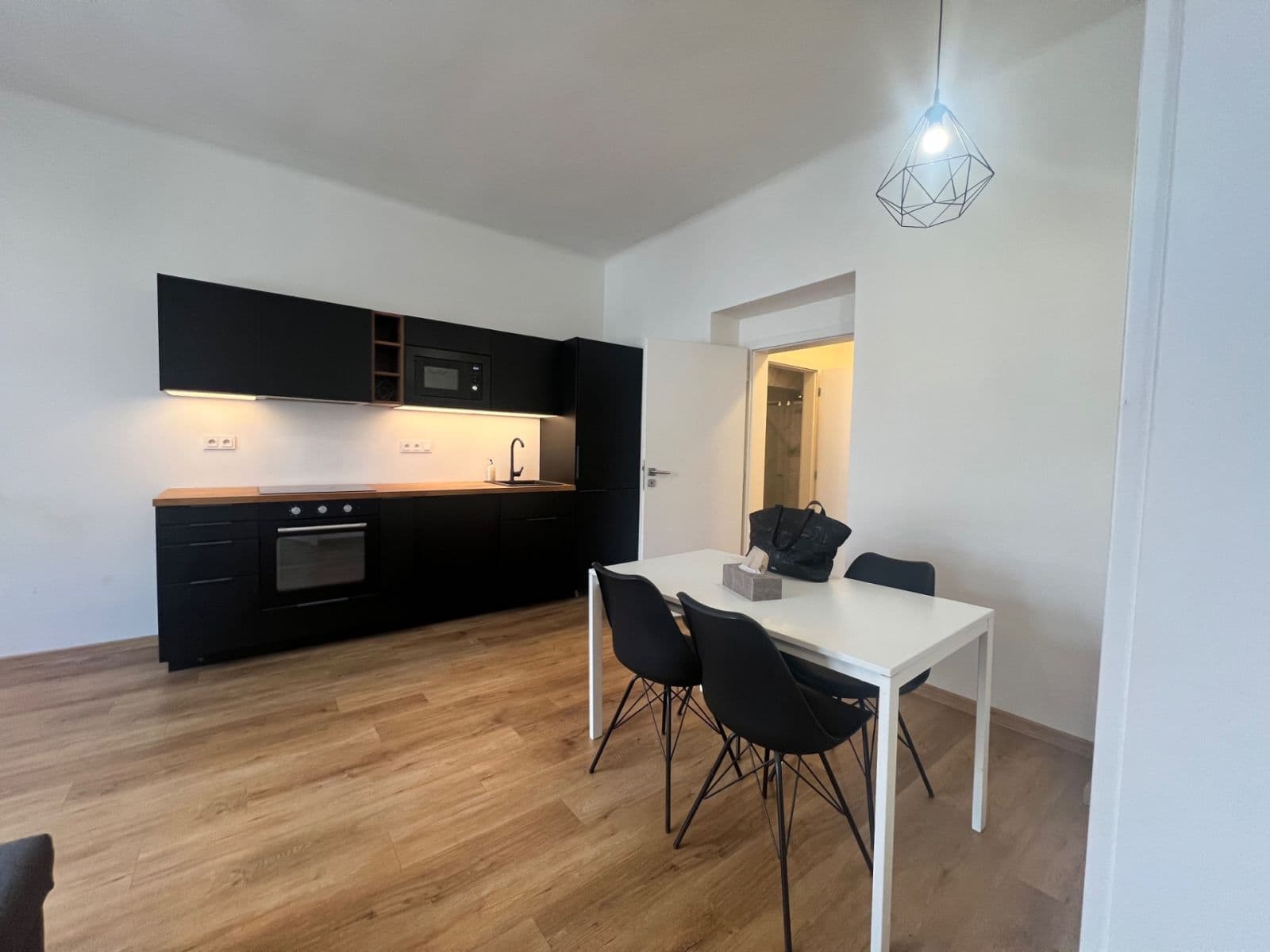 Pronájem bytu 2+kk 47 m², Holečkova, Praha, Praha Pronájem bytu 2+kk 47 m², Holečkova, Praha, Praha