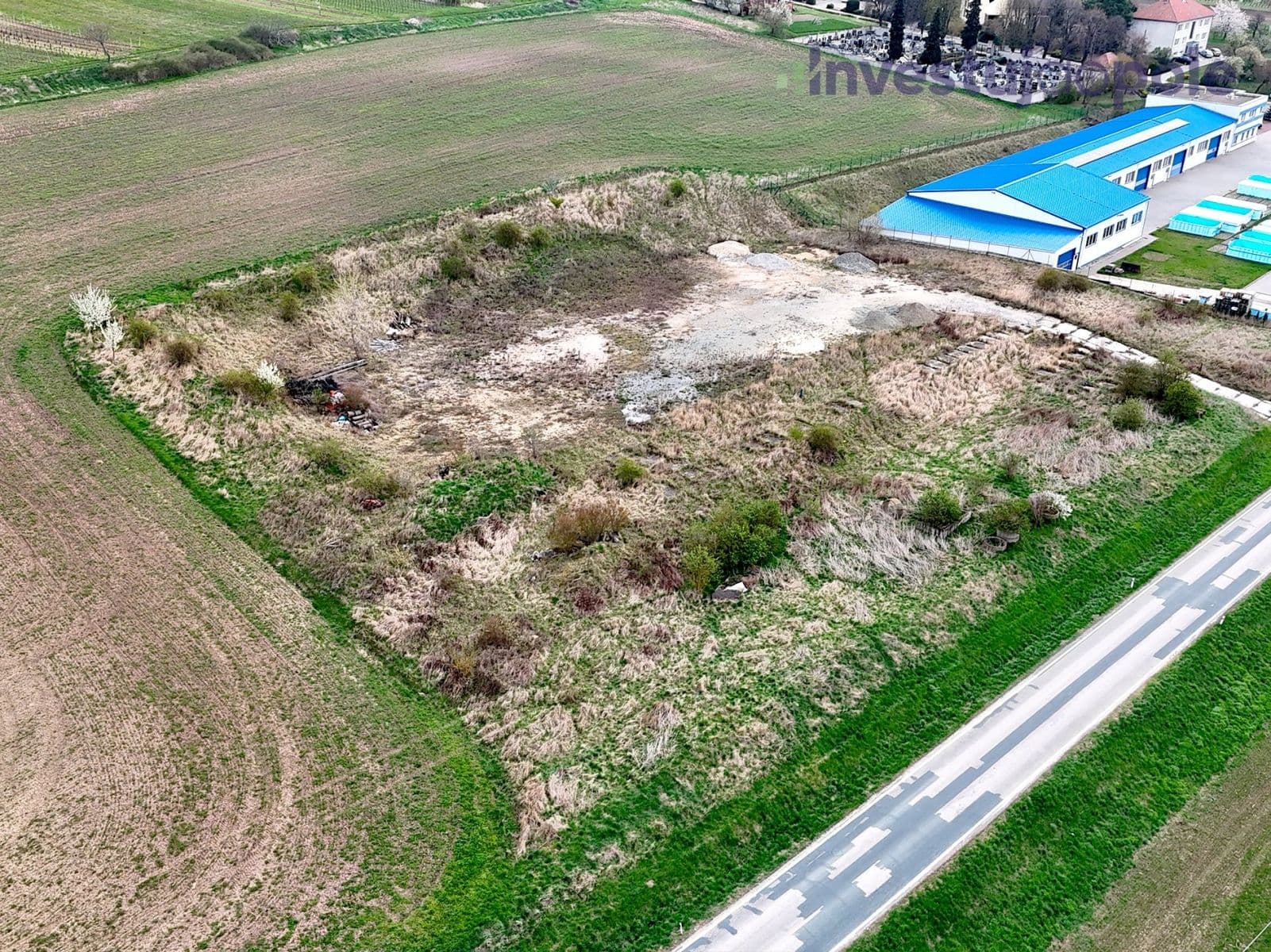 Prodej pozemku 18.090 m², Starý Poddvorov, Jihomoravský kraj Prodej pozemku 18.090 m², Starý Poddvorov, Jihomoravský kraj