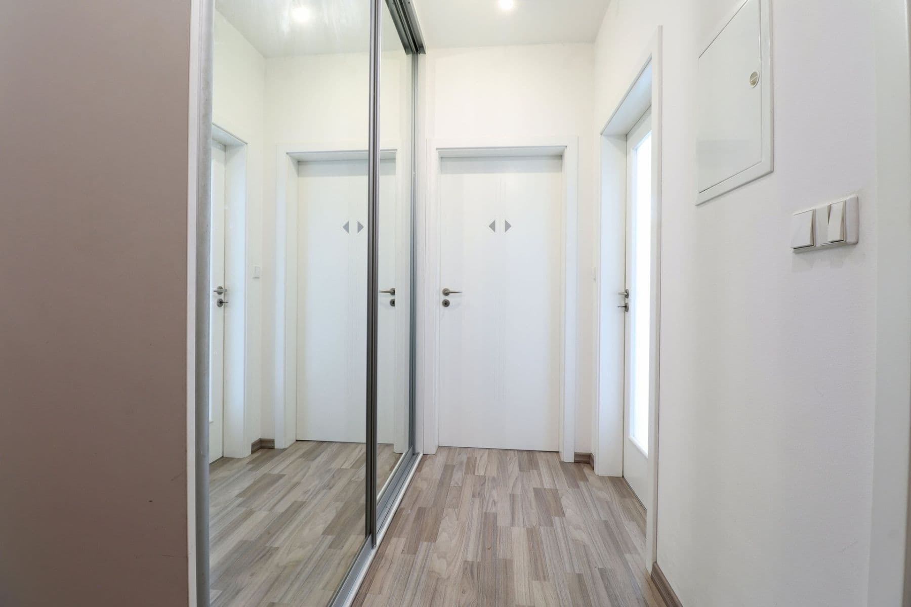 Pronájem bytu 2+kk 55 m², Dragounská, Praha, Praha Pronájem bytu 2+kk 55 m², Dragounská, Praha, Praha