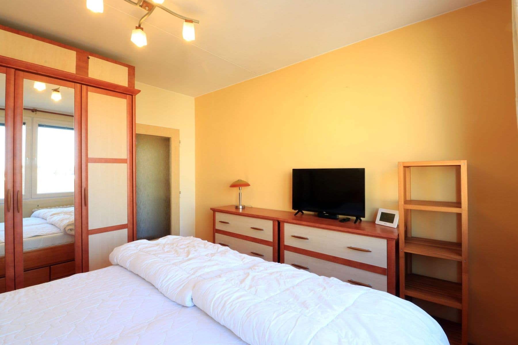 Pronájem bytu 3+kk 73 m², Nevanova, Praha, Praha Pronájem bytu 3+kk 73 m², Nevanova, Praha, Praha