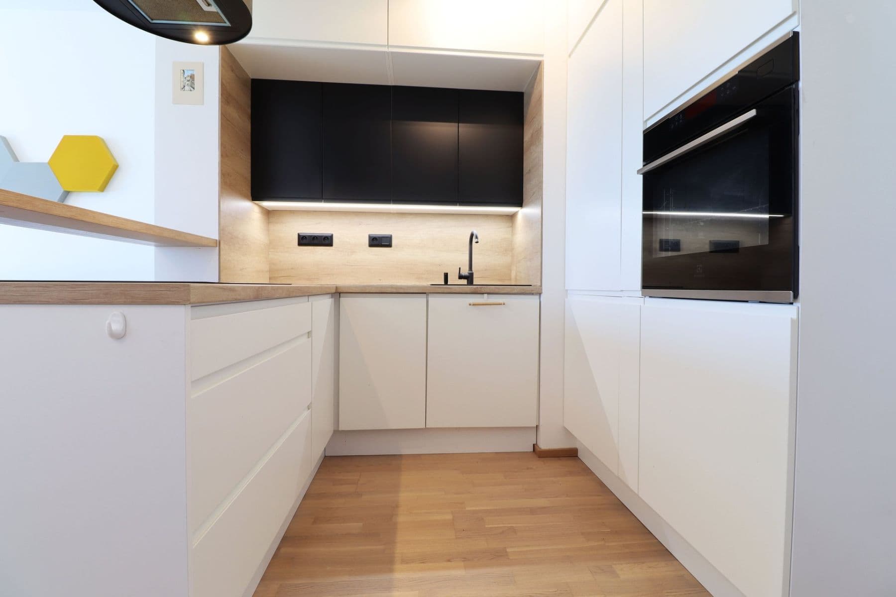 Pronájem bytu 2+kk 49 m², Waltariho, Praha, Praha Pronájem bytu 2+kk 49 m², Waltariho, Praha, Praha