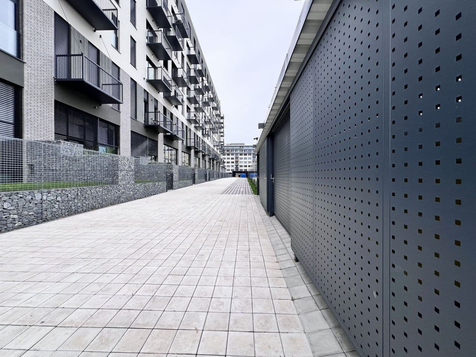 Pronájem bytu 1+kk 28 m², V háji, Praha, Praha Pronájem bytu 1+kk 28 m², V háji, Praha, Praha