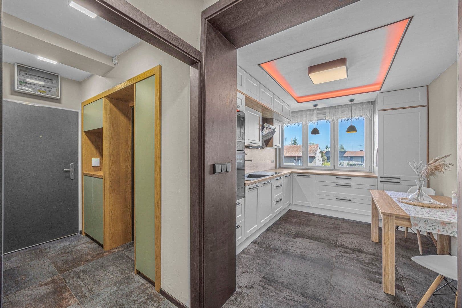 Pronájem bytu 2+1 50 m², Sklářská, Poděbrady, Středočeský kraj Pronájem bytu 2+1 50 m², Sklářská, Poděbrady, Středočeský kraj