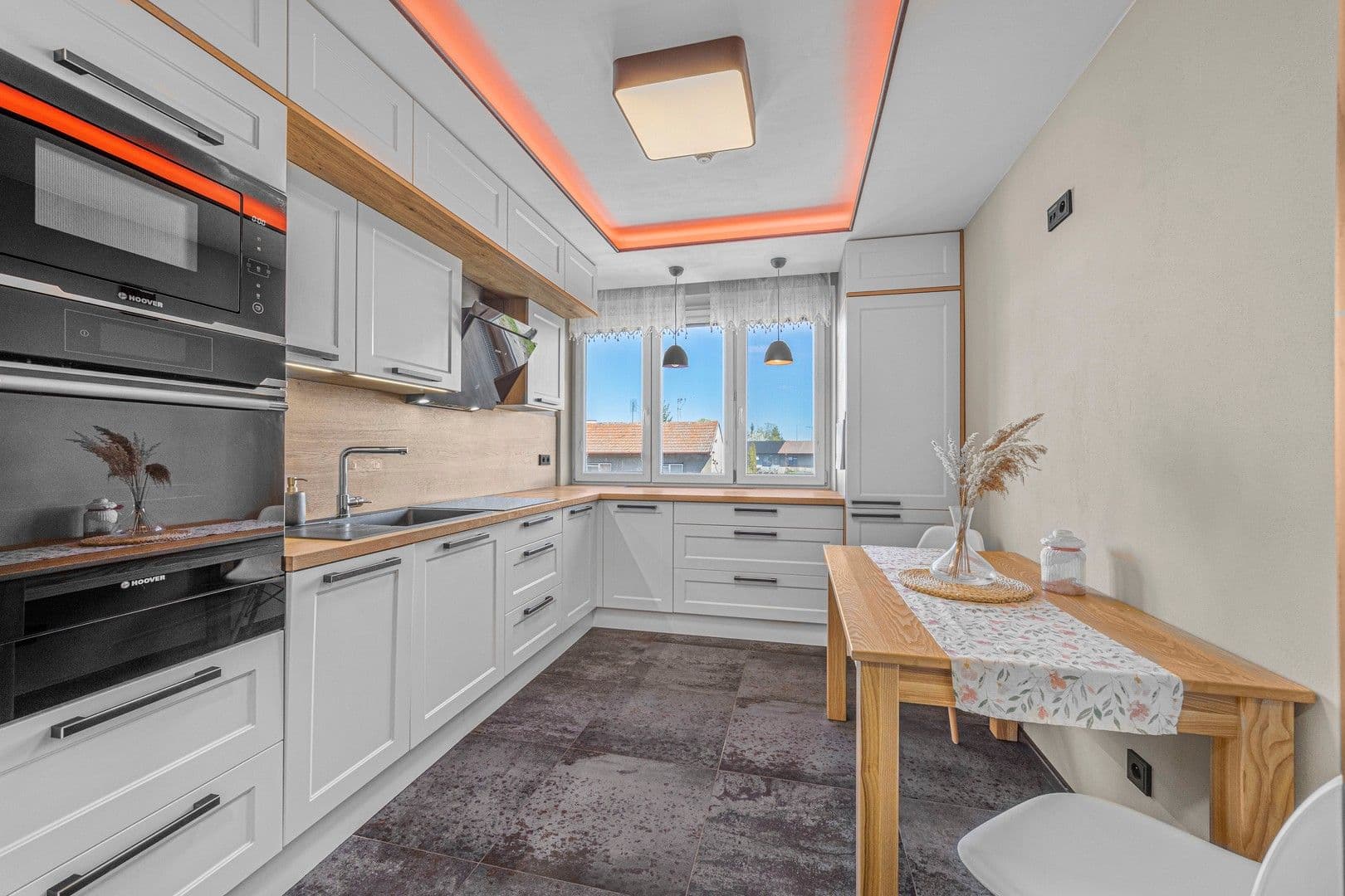 Pronájem bytu 2+1 50 m², Sklářská, Poděbrady, Středočeský kraj Pronájem bytu 2+1 50 m², Sklářská, Poděbrady, Středočeský kraj