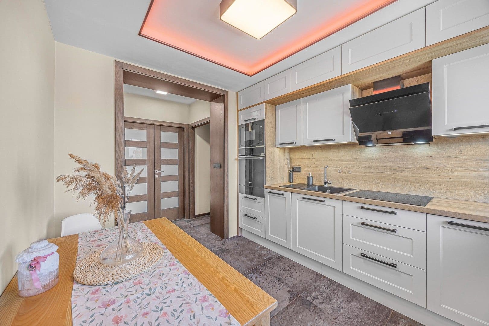 Pronájem bytu 2+1 50 m², Sklářská, Poděbrady, Středočeský kraj Pronájem bytu 2+1 50 m², Sklářská, Poděbrady, Středočeský kraj