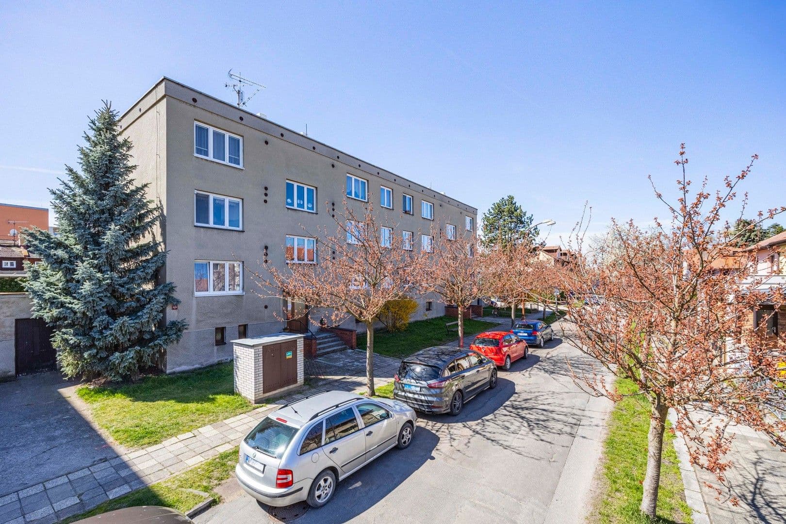 Pronájem bytu 2+1 50 m², Sklářská, Poděbrady, Středočeský kraj Pronájem bytu 2+1 50 m², Sklářská, Poděbrady, Středočeský kraj