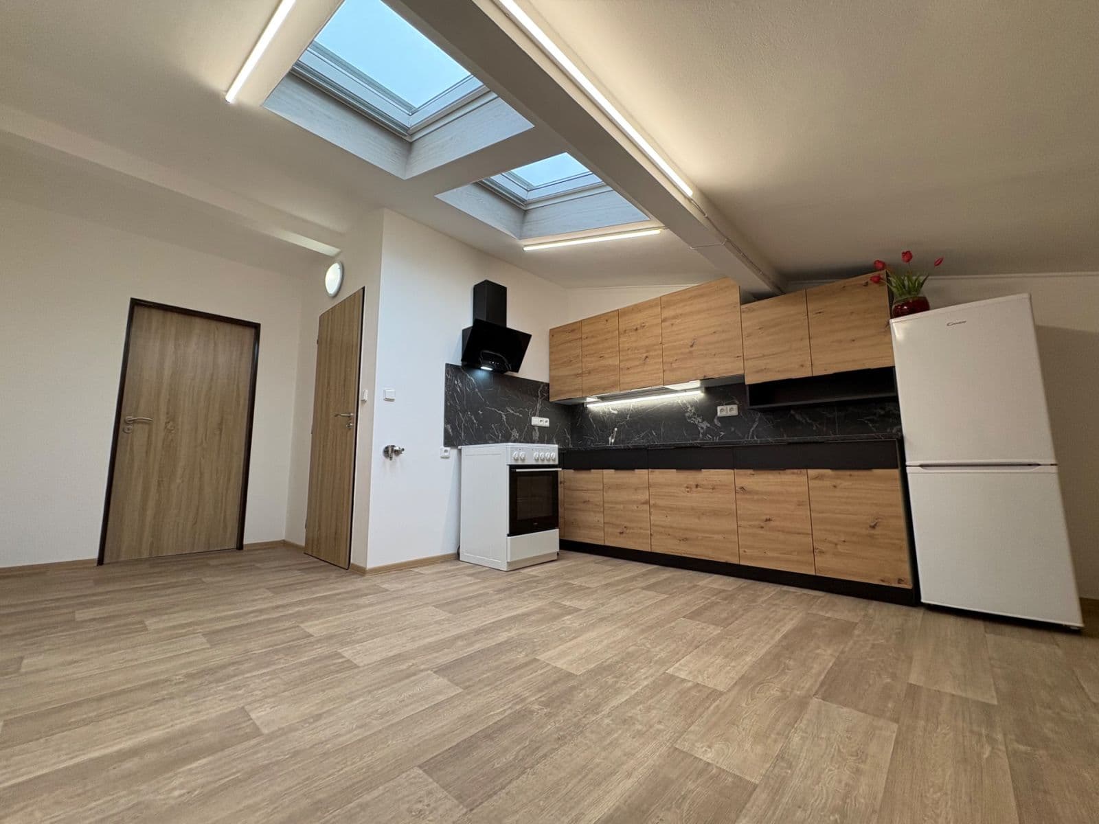 Pronájem bytu 2+kk 44 m², Nádražní, Líbeznice, Středočeský kraj Pronájem bytu 2+kk 44 m², Nádražní, Líbeznice, Středočeský kraj