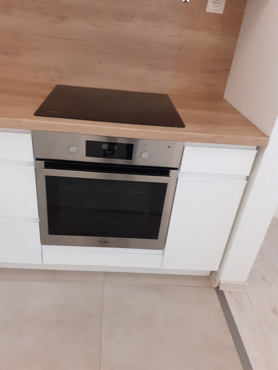 Pronájem bytu 1+kk 35 m², Rakouská, Milovice, Středočeský kraj Pronájem bytu 1+kk 35 m², Rakouská, Milovice, Středočeský kraj