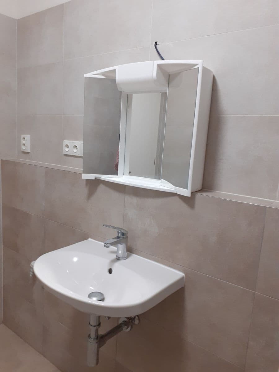 Pronájem bytu 1+kk 35 m², Rakouská, Milovice, Středočeský kraj Pronájem bytu 1+kk 35 m², Rakouská, Milovice, Středočeský kraj