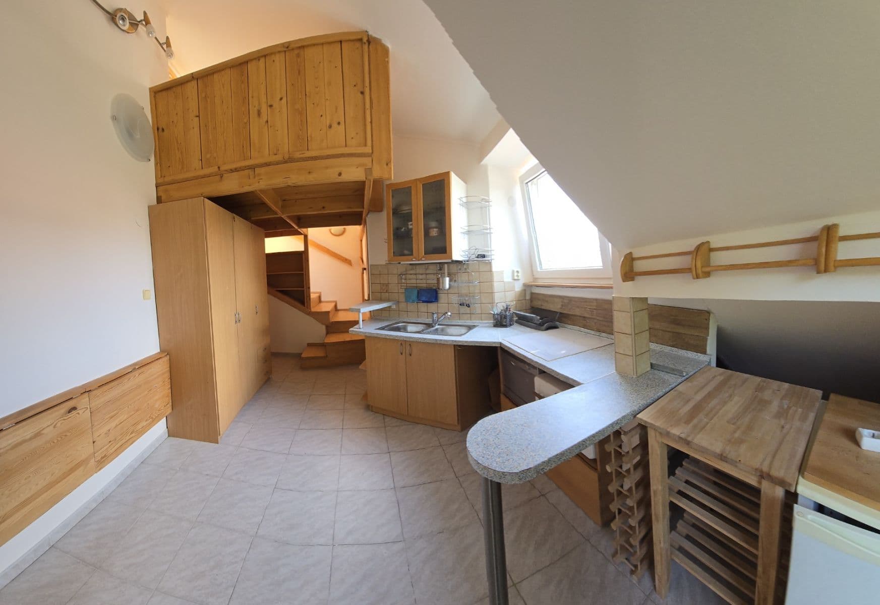 Pronájem bytu 2+kk 20 m², Vážného, Brno, Jihomoravský kraj Pronájem bytu 2+kk 20 m², Vážného, Brno, Jihomoravský kraj
