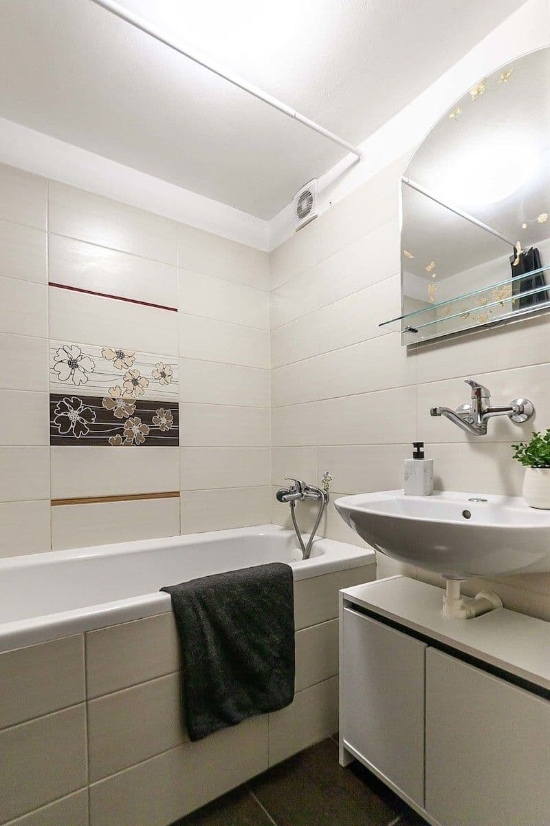 Prodej bytu 2+kk 48 m², V Bytovkách, Praha, Praha Prodej bytu 2+kk 48 m², V Bytovkách, Praha, Praha