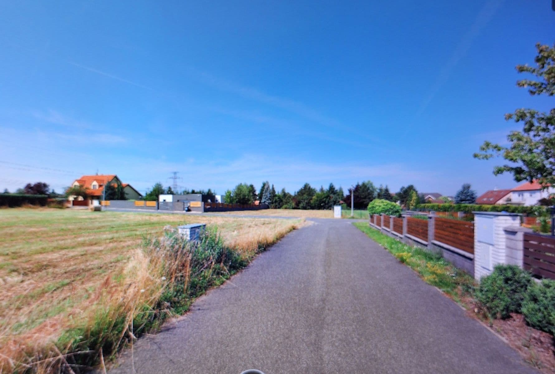 Prodej pozemku 1.001 m², Polní, Ohrobec, Středočeský kraj Prodej pozemku 1.001 m², Polní, Ohrobec, Středočeský kraj