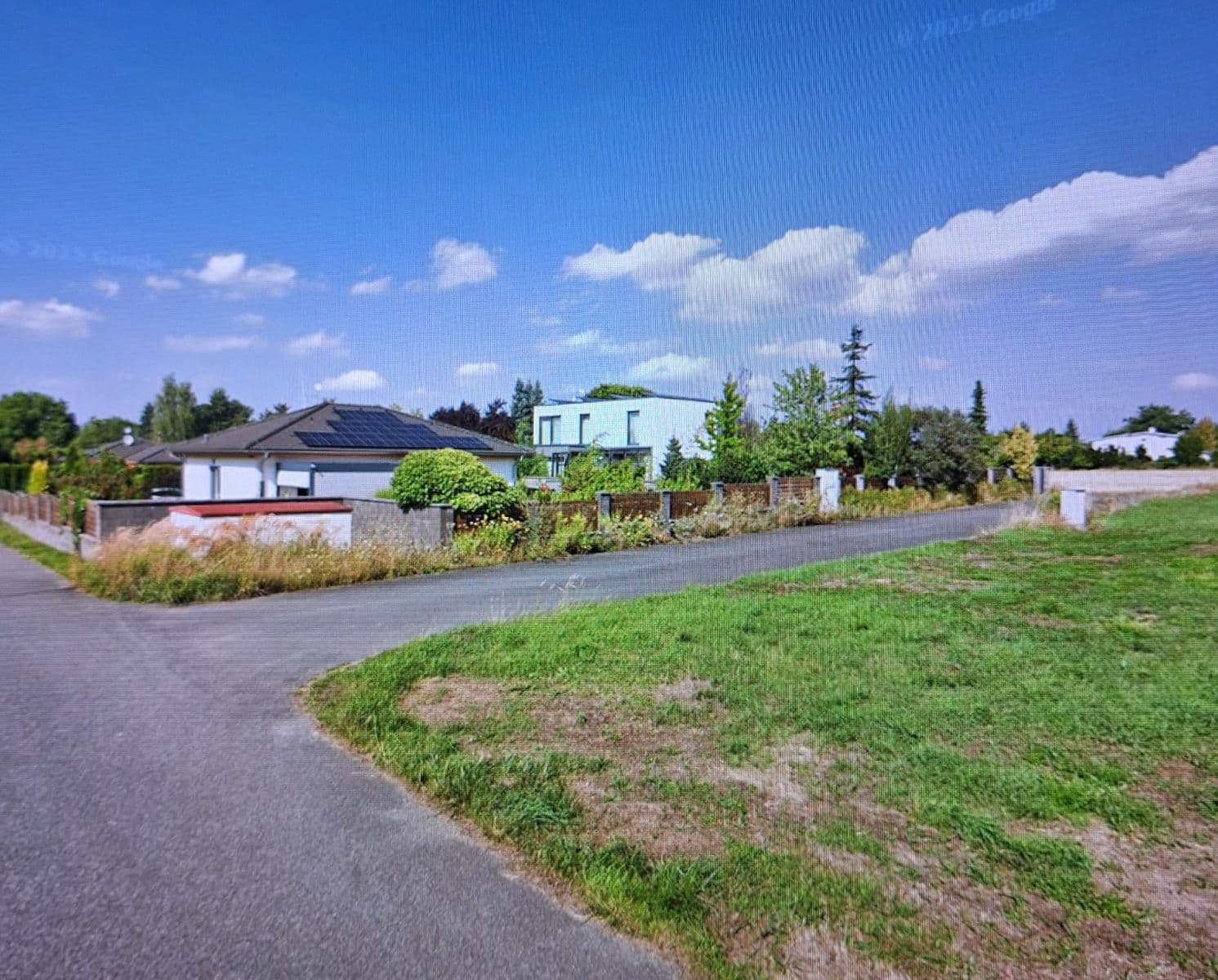 Prodej pozemku 1.001 m², Polní, Ohrobec, Středočeský kraj Prodej pozemku 1.001 m², Polní, Ohrobec, Středočeský kraj