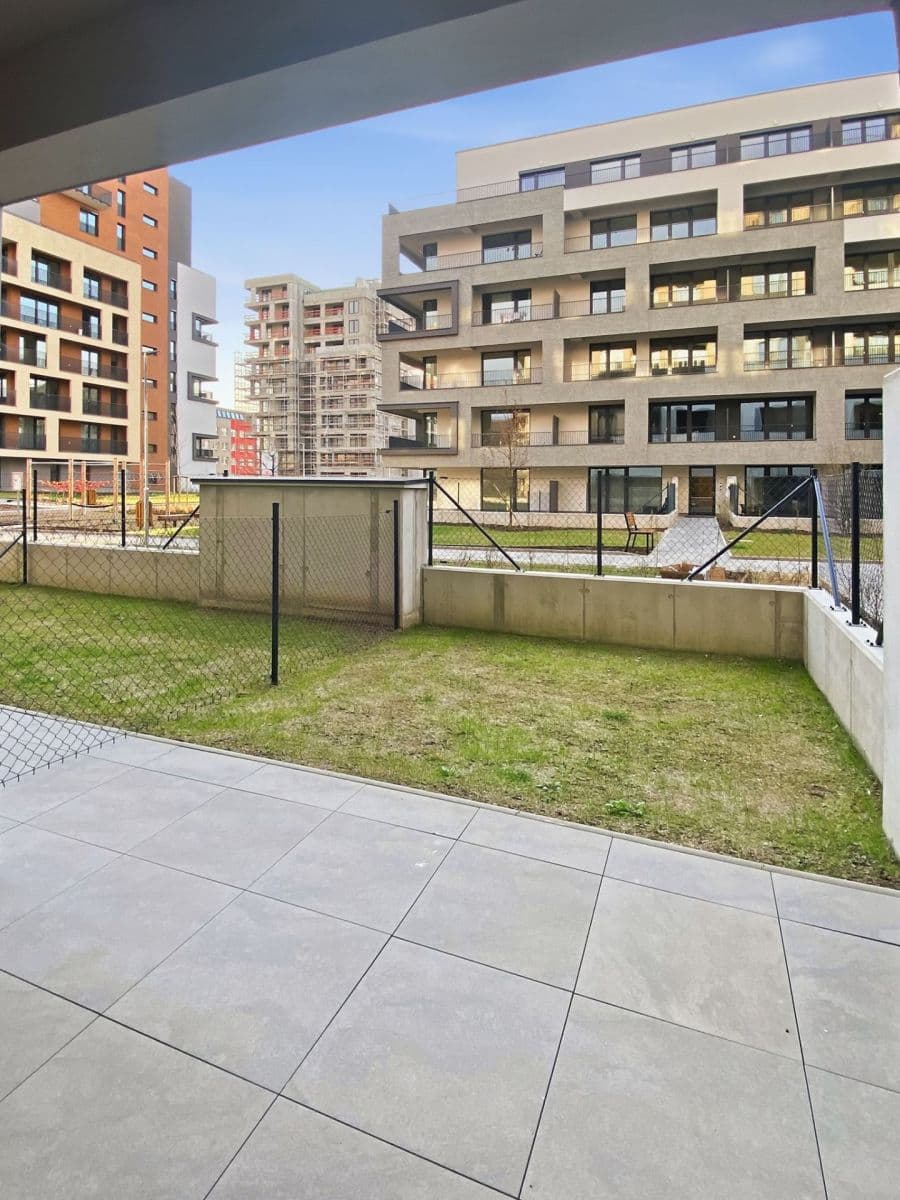 Pronájem bytu 1+kk 35 m², Poděbradská, Praha, Praha Pronájem bytu 1+kk 35 m², Poděbradská, Praha, Praha