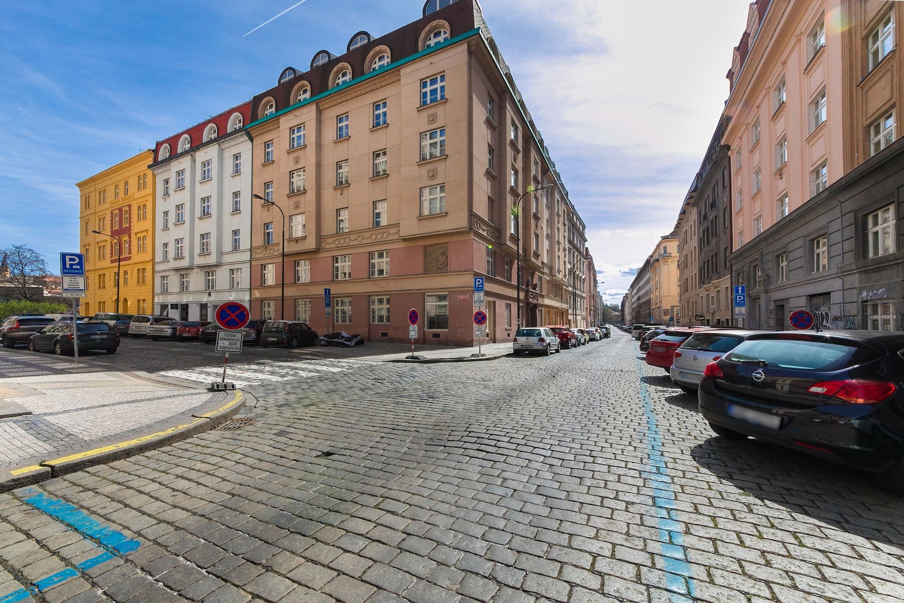 Prodej bytu 3+1 108 m², Podskalská, Praha, Praha Prodej bytu 3+1 108 m², Podskalská, Praha, Praha