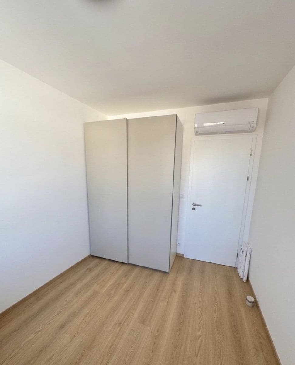 Pronájem bytu, Poděbradská, Praha, Praha Pronájem bytu, Poděbradská, Praha, Praha