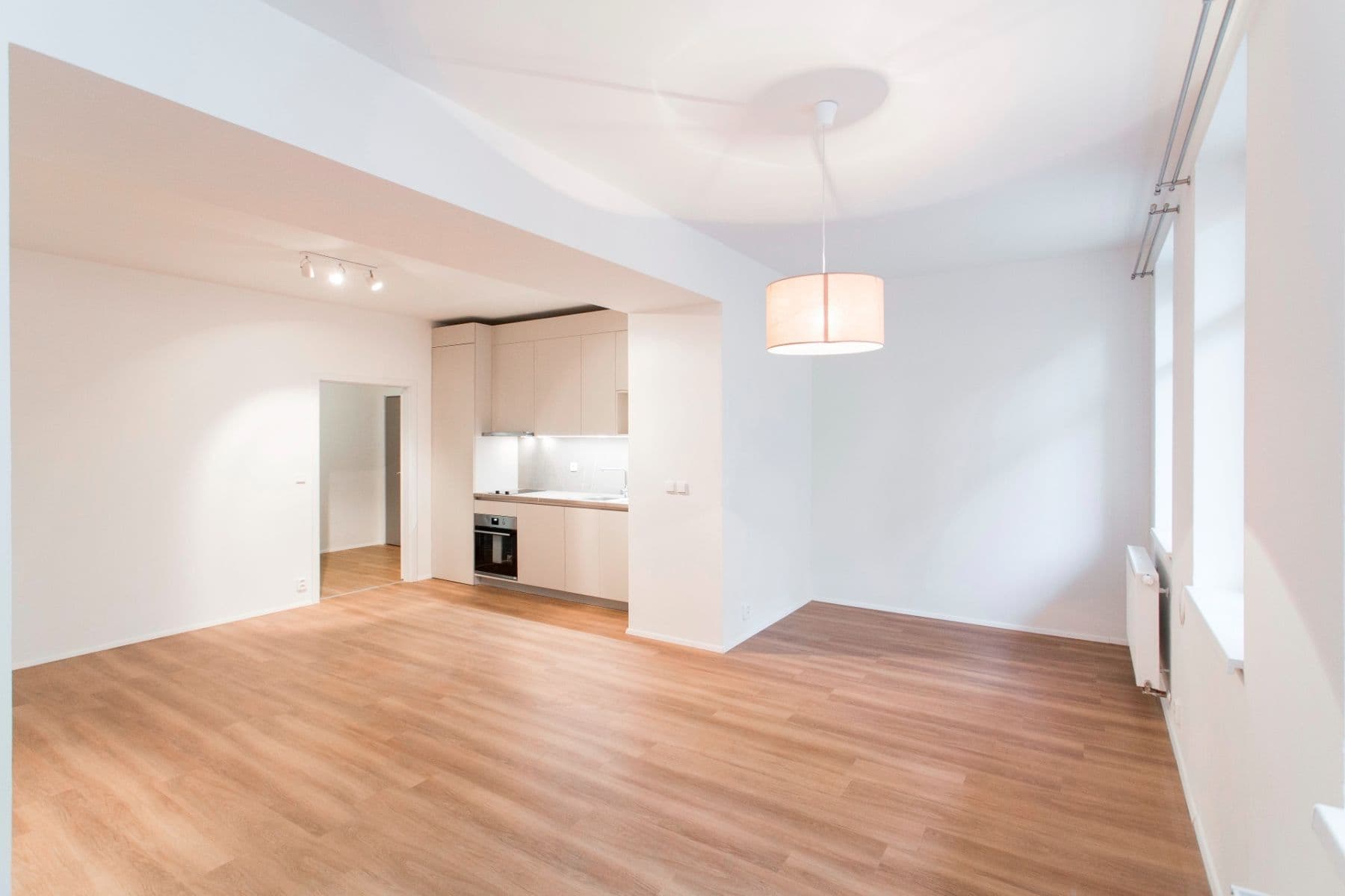 Pronájem bytu 1+kk 44 m², Kotlaska, Praha, Praha Pronájem bytu 1+kk 44 m², Kotlaska, Praha, Praha