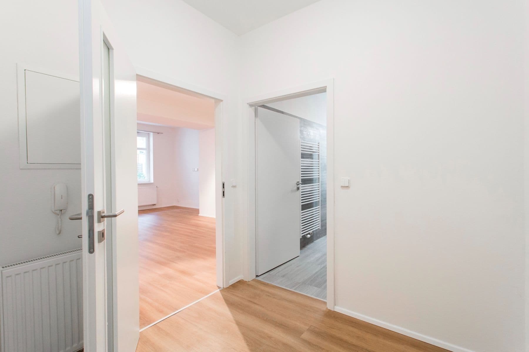 Pronájem bytu 1+kk 44 m², Kotlaska, Praha, Praha Pronájem bytu 1+kk 44 m², Kotlaska, Praha, Praha
