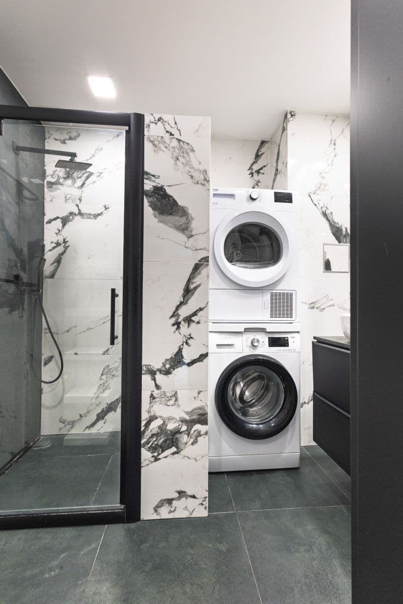 Prodej bytu 3+1 71 m², Sazená, Středočeský kraj Prodej bytu 3+1 71 m², Sazená, Středočeský kraj