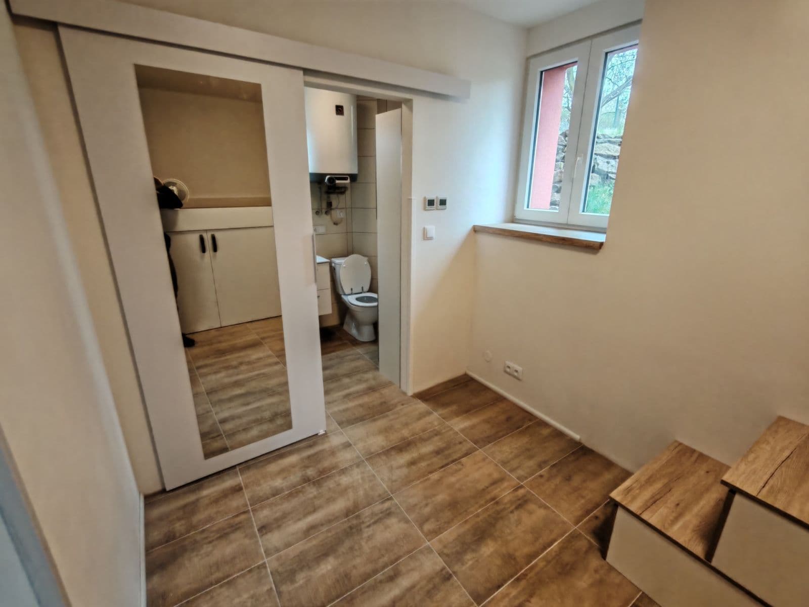Pronájem bytu 2+kk 48 m², V Stráni, Praha, Praha Pronájem bytu 2+kk 48 m², V Stráni, Praha, Praha