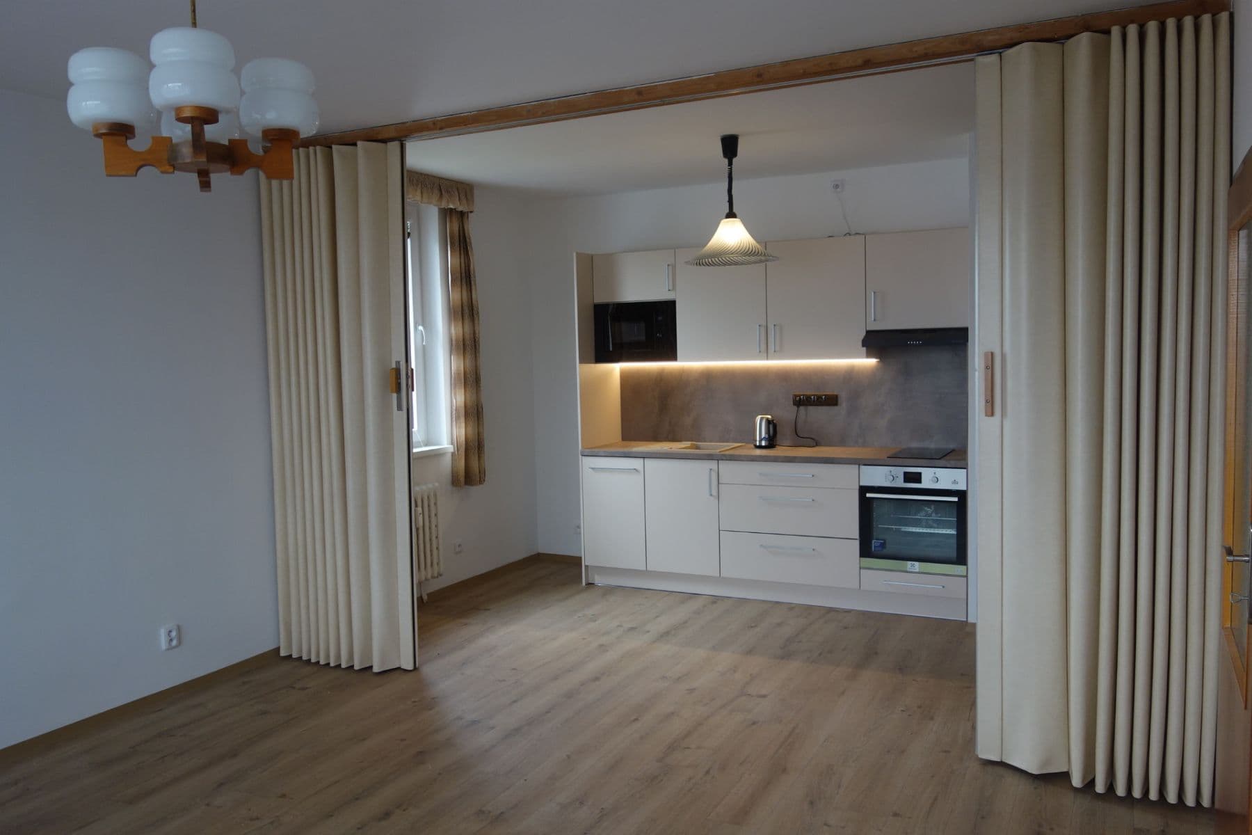 Pronájem bytu 2+1 57 m², Kubištova, Praha, Praha Pronájem bytu 2+1 57 m², Kubištova, Praha, Praha