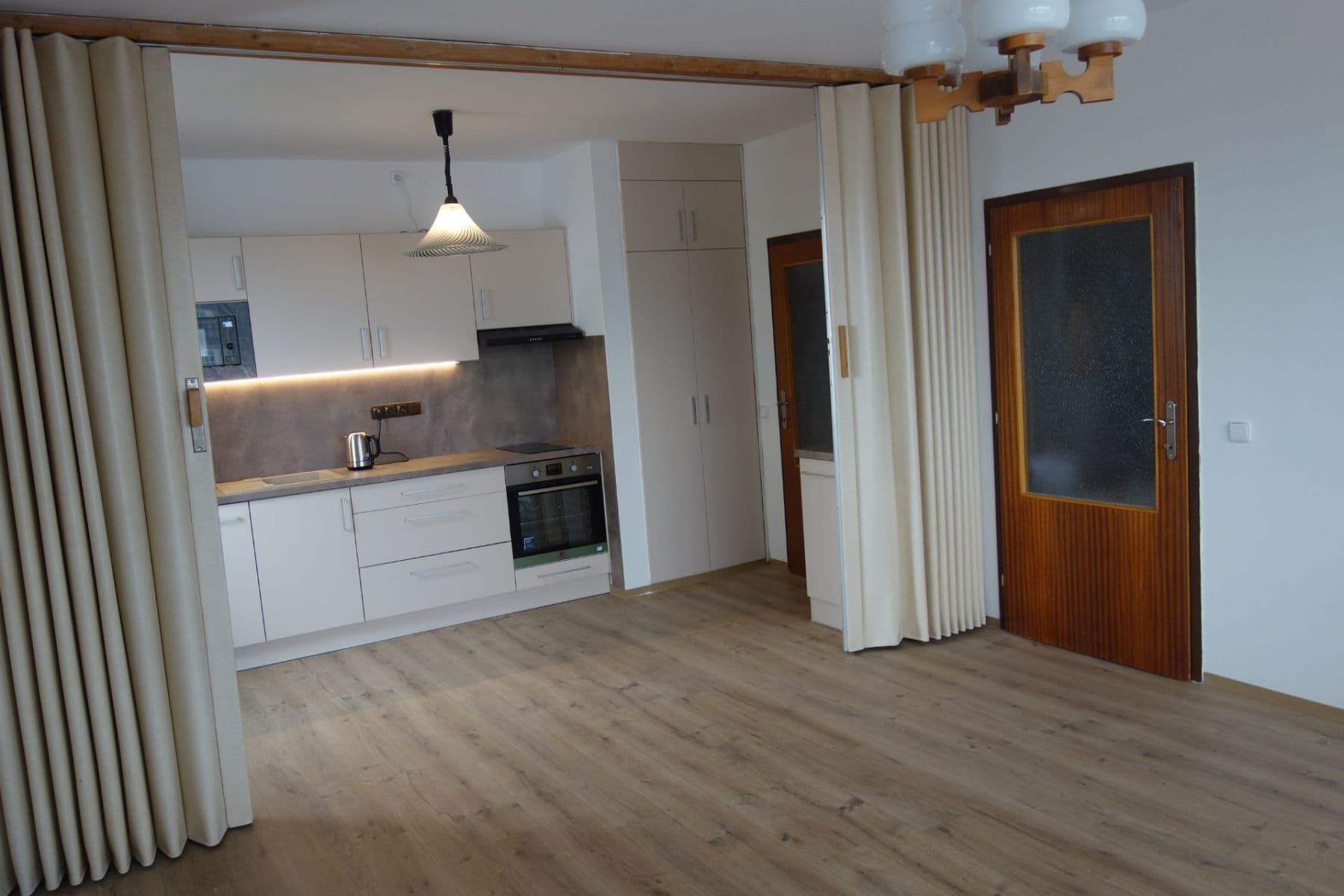 Pronájem bytu 2+1 57 m², Kubištova, Praha, Praha Pronájem bytu 2+1 57 m², Kubištova, Praha, Praha