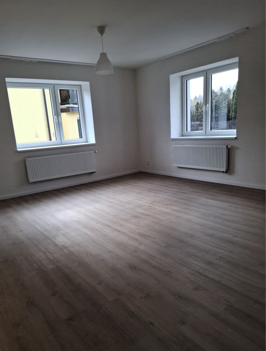 Pronájem bytu 1+kk 36 m², U Krčského nádraží, Praha, Praha Pronájem bytu 1+kk 36 m², U Krčského nádraží, Praha, Praha