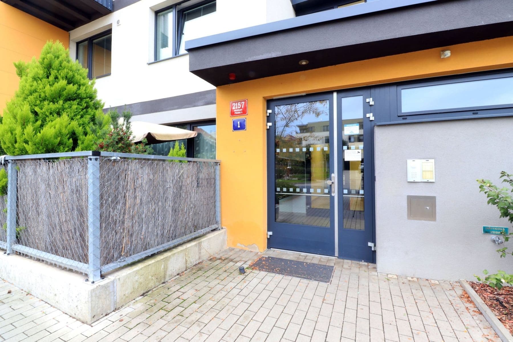 Pronájem bytu 1+1 36 m², Fikerova, Praha, Praha Pronájem bytu 1+1 36 m², Fikerova, Praha, Praha